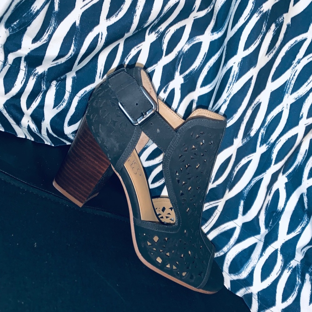 🆕women’s Franco Sarto heels